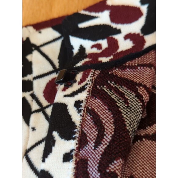 Chicos Cardigan Sweater Womens Size 1 Long Sleeve Contrast Scroll Open Front - Picture 6 of 10